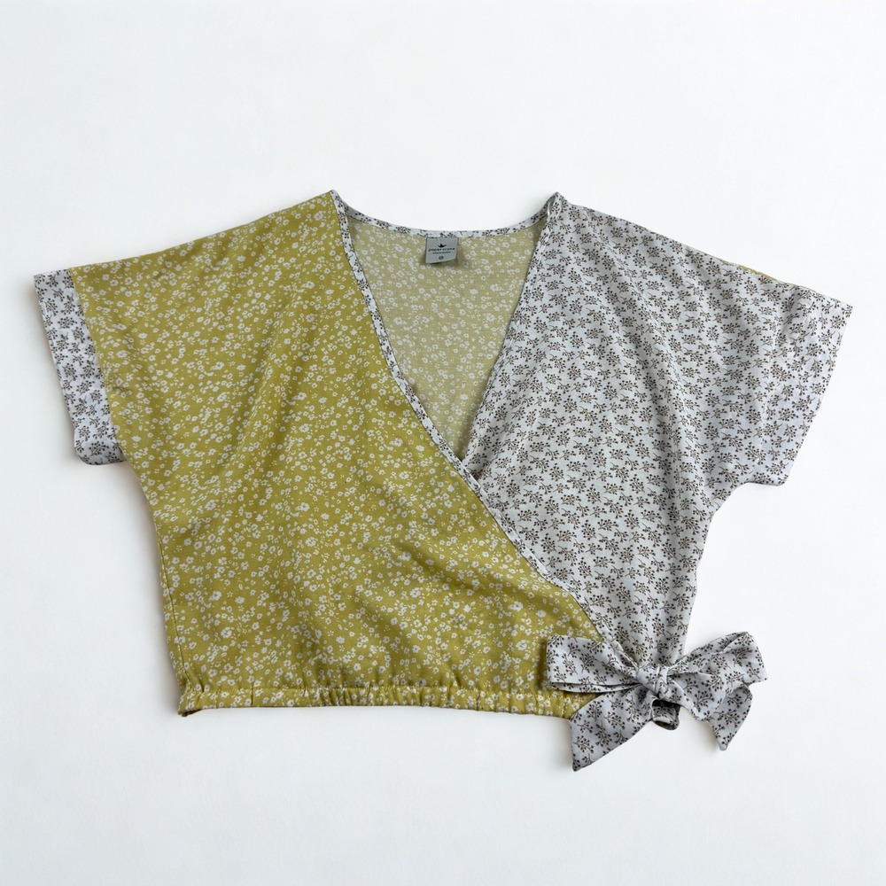 Paper Crane Wrap Top Womens XS Yellow White Floral Tie Front Boho Cottagecore